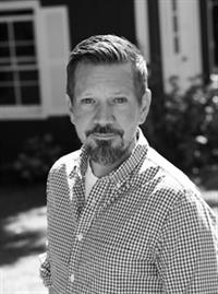 Eric B Martz 